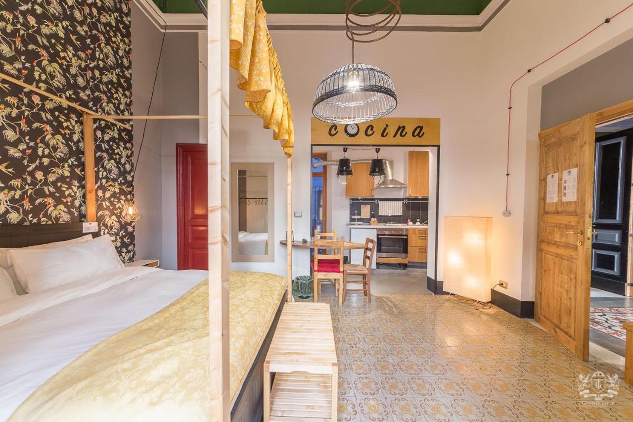 Grand Tour Design Guest House Catania Self Check-In Kültér fotó